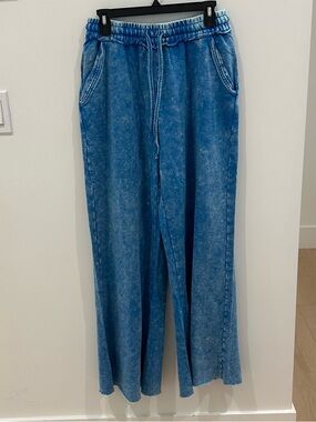 NWOT Zenana French Terry Acid Wash Pants Size L